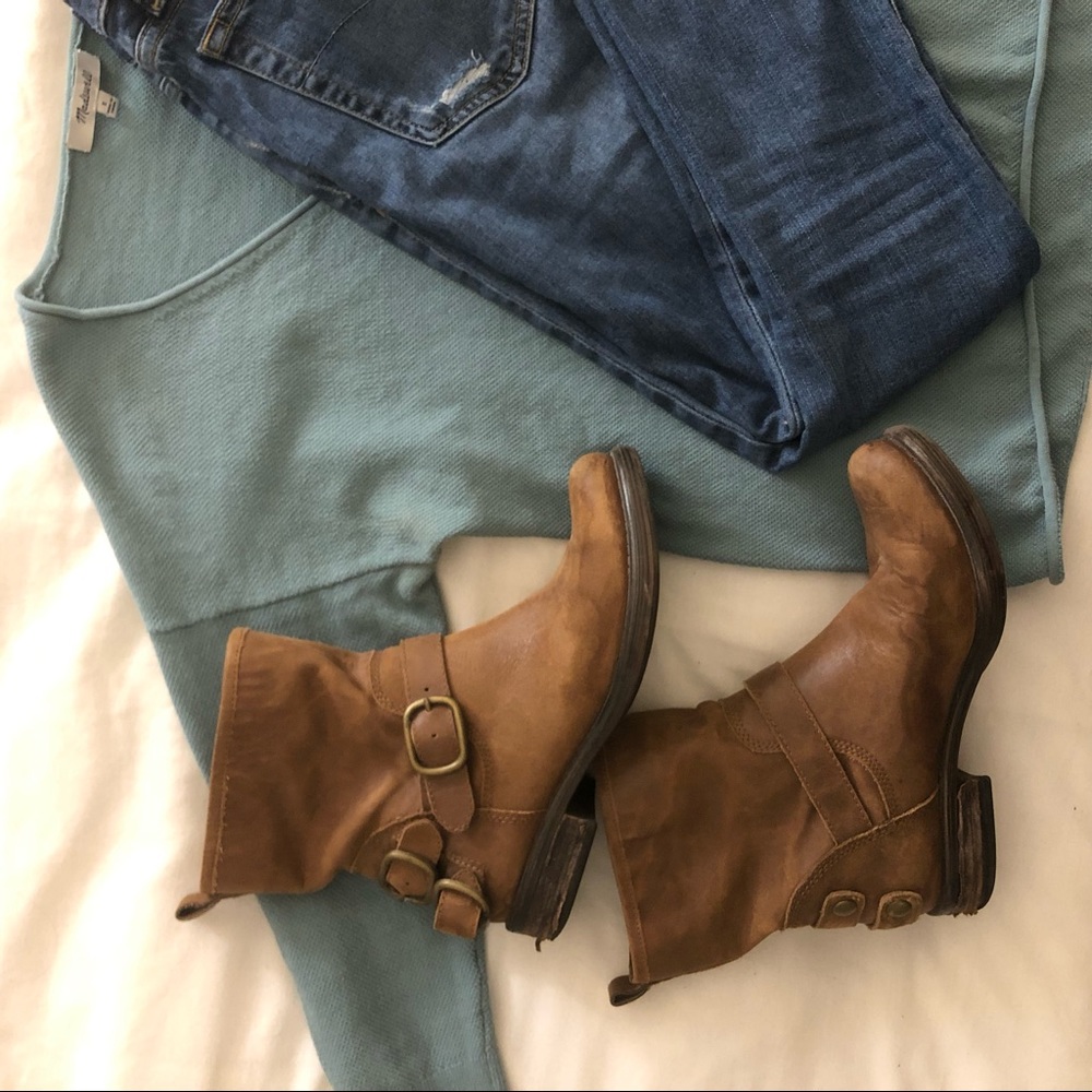 Lucky Brand NORTON leather boots with side buckles